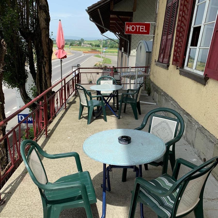 Hotel Schonbrunnen Münchenbuchsee Dış mekan fotoğraf
